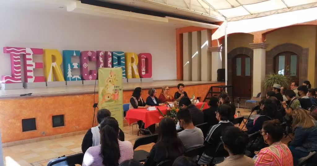 Más de 100 escritoras mexicanas contemporáneas reunidas en la FENALEM 2024